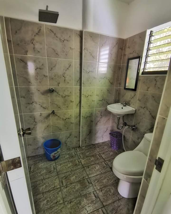 Happy Bear Moalboal Budget Rooms 외부 사진